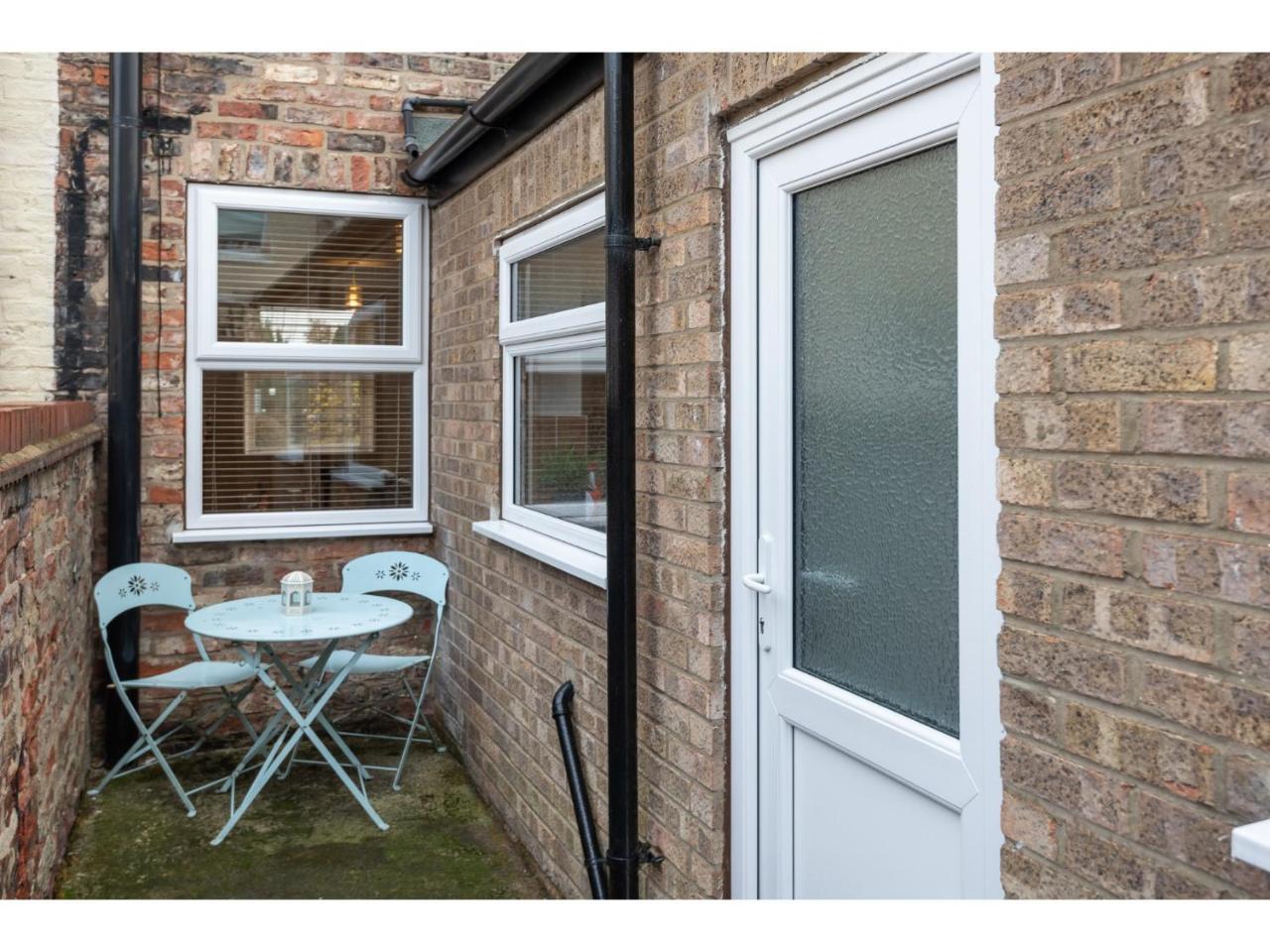 Beautiful 2 Bed With Free Parking - Pass The Keys Apartment York Exterior foto