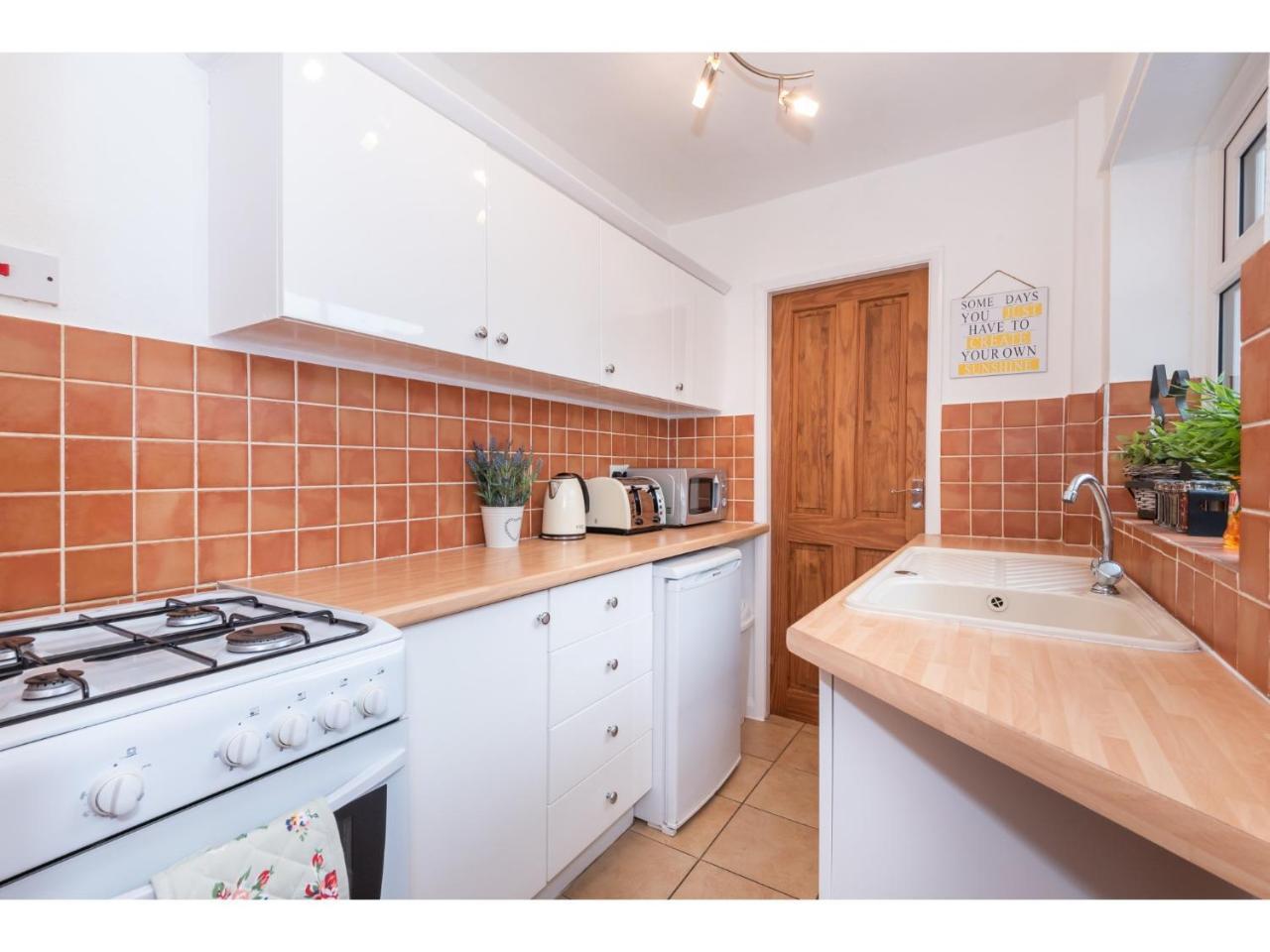 Beautiful 2 Bed With Free Parking - Pass The Keys Apartment York Exterior foto